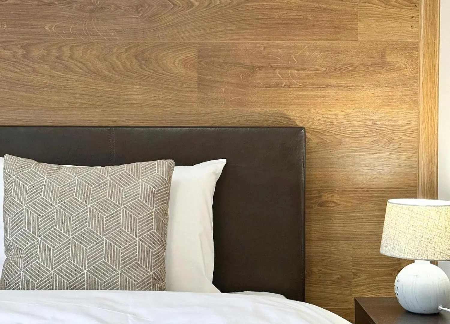 Top Centre Plovdiv Apt. With Parking For 4 Guests