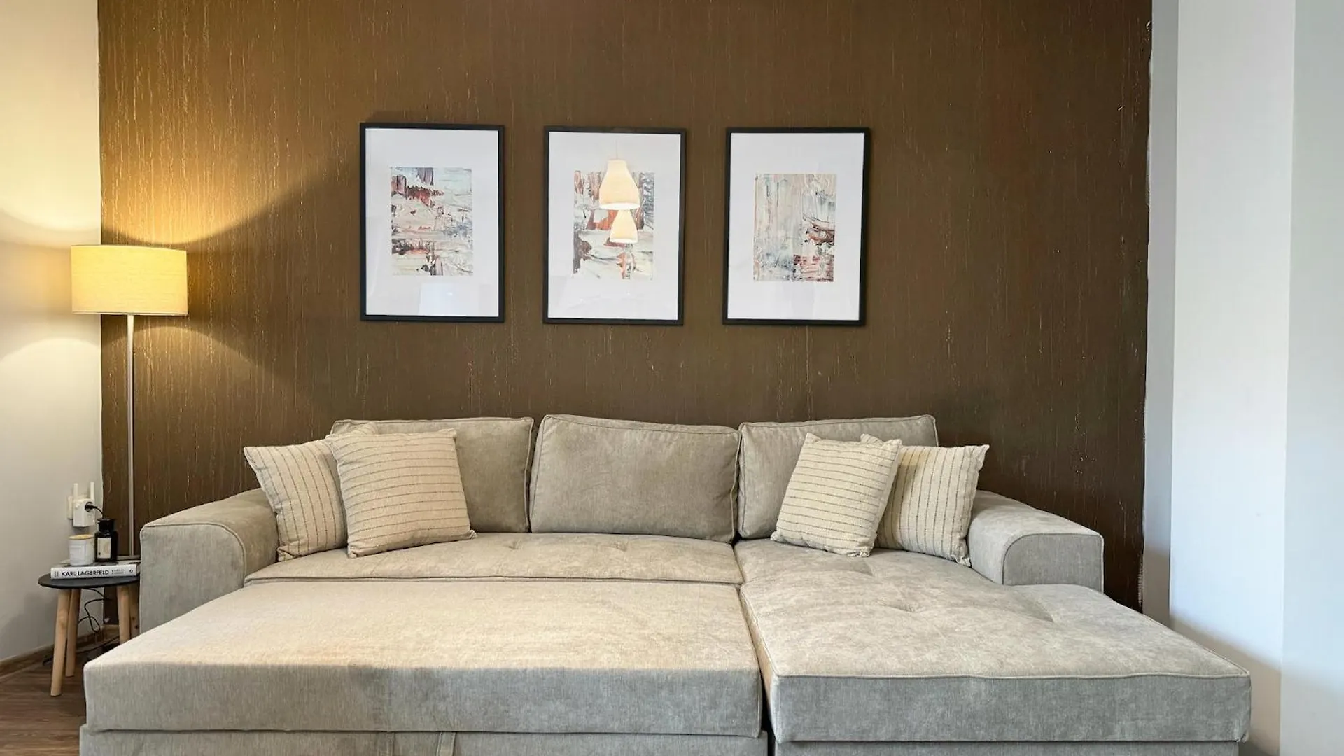 Top Centre Plovdiv Apt. With Parking For 4 Guests Lägenhet