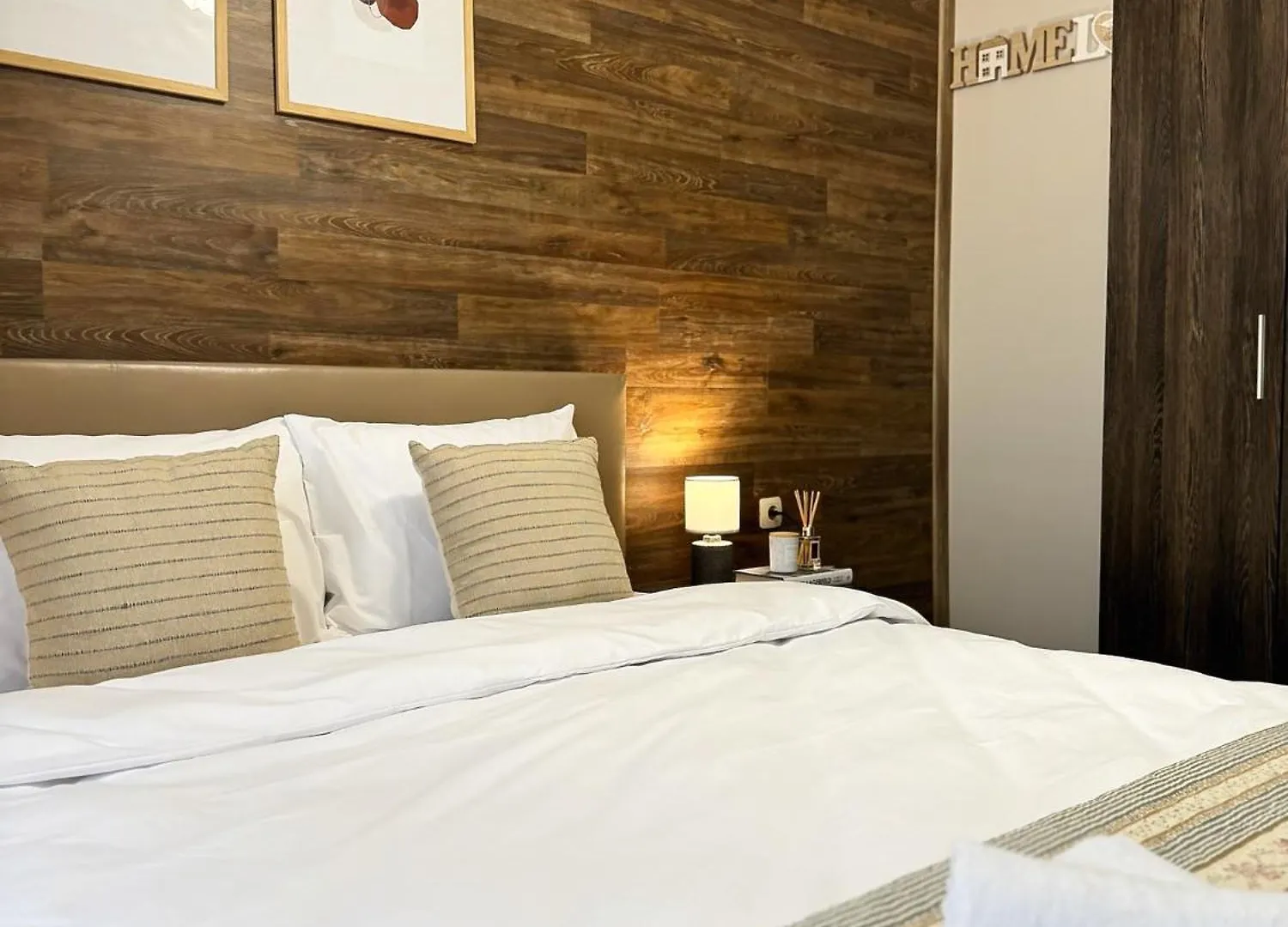 Top Centre Plovdiv Apt. With Parking For 4 Guests Lägenhet