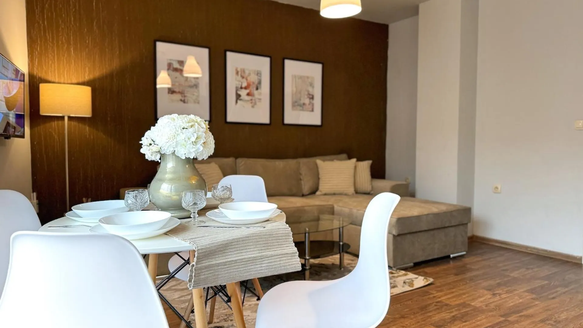 Top Centre Plovdiv Apt. With Parking For 4 Guests Bulgarien